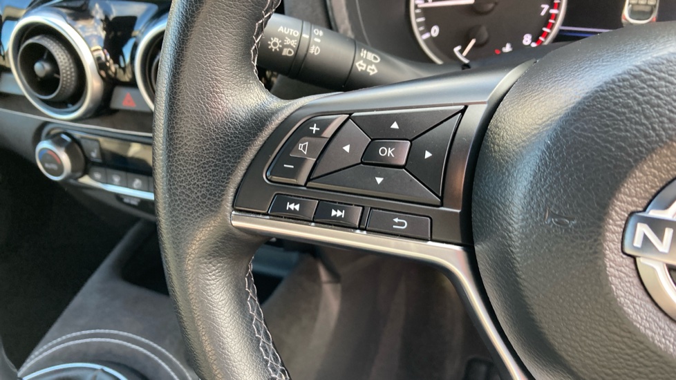 Nissan Juke 1.0 DiG-T 114 Tekna+ 5dr Petrol Hatchback - Image 26