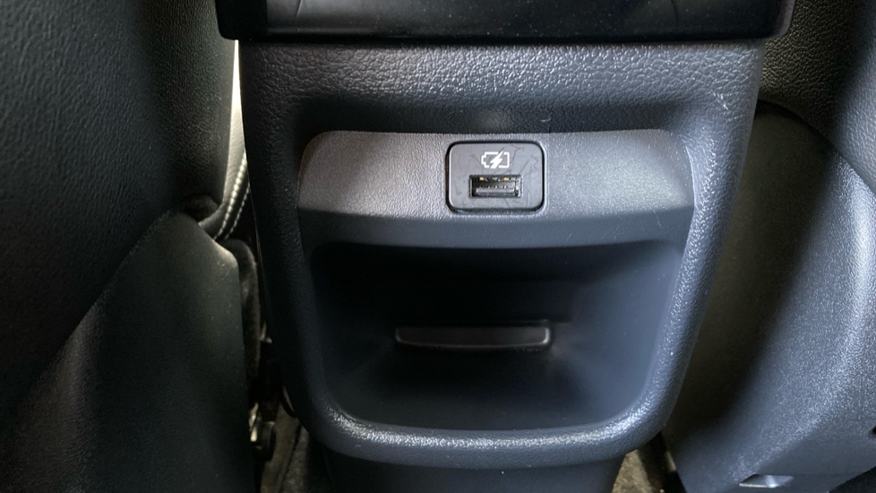 Nissan Juke 1.0 DiG-T 114 Tekna+ 5dr Petrol Hatchback - Image 28