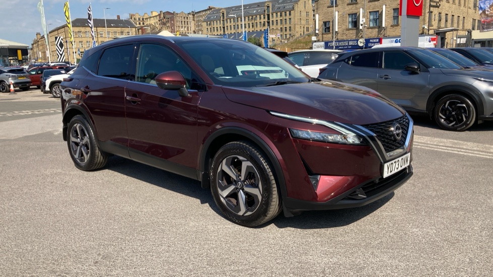 Nissan Qashqai 1.3 DiG-T MH N-Connecta 5dr Petrol Hatchback - Image 8