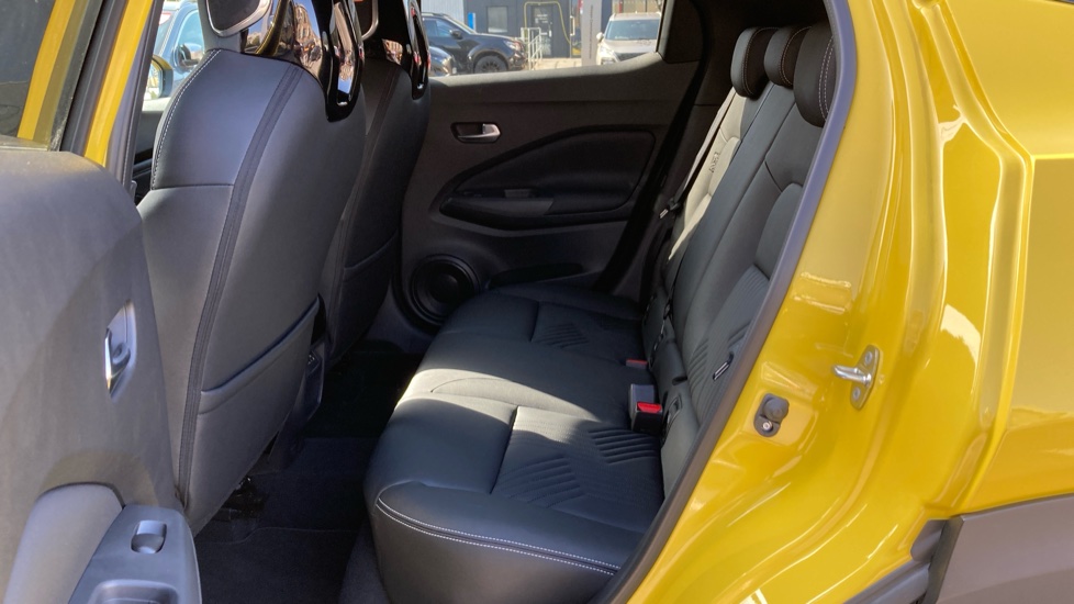 Nissan Juke 1.0 DiG-T Tekna 5dr Petrol Hatchback - Image 16