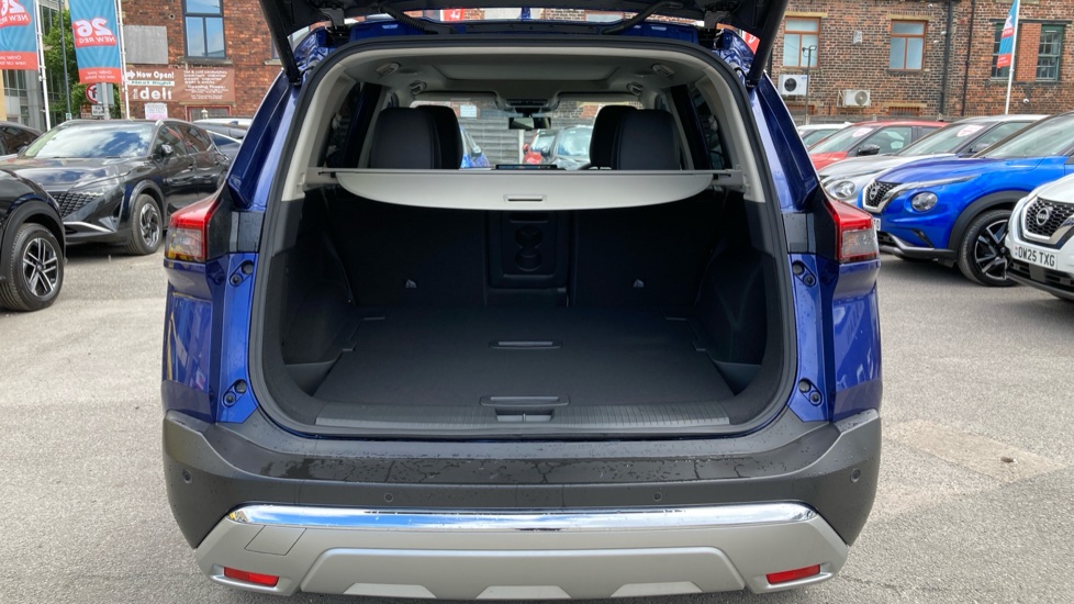 Nissan X-Trail 1.5 MHEV 163 Tekna 5dr Xtronic Petrol Station Wagon - Image 4