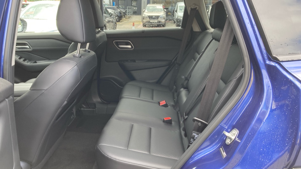 Nissan X-Trail 1.5 MHEV 163 Tekna 5dr Xtronic Petrol Station Wagon - Image 16