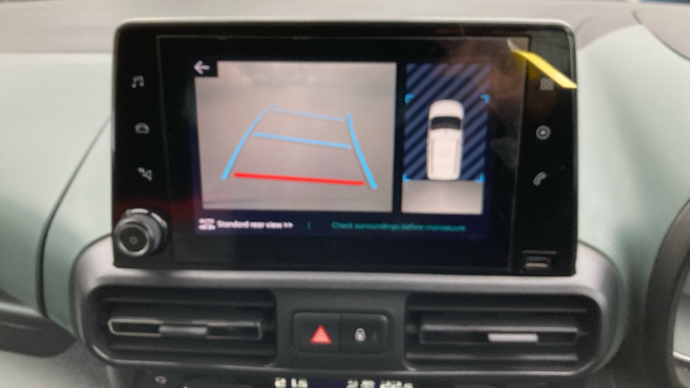 Citroen Berlingo 100kW Flair XTR M 50kWh 5dr Auto Electric Estate - Image 33