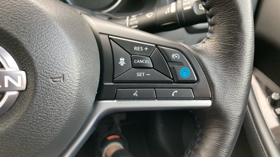 Nissan LEAF 110kW Shiro 39kWh 5dr Auto Electric Hatchback - Image 28