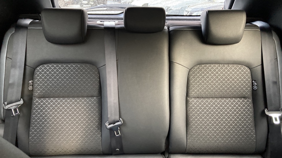 Nissan Juke 1.6 Hybrid N-Connecta 5dr Auto Hybrid Hatchback - Image 15