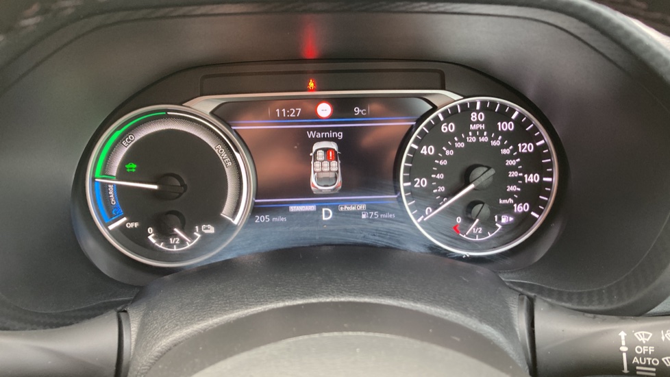 Nissan Juke 1.6 Hybrid N-Connecta 5dr Auto Hybrid Hatchback - Image 18