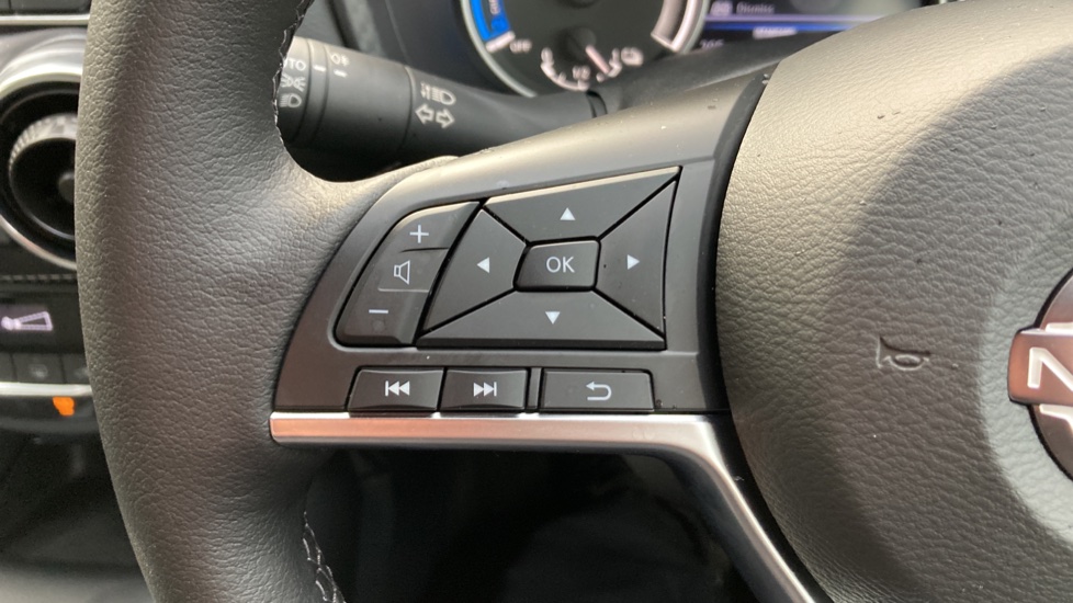 Nissan Juke 1.6 Hybrid N-Connecta 5dr Auto Hybrid Hatchback - Image 24