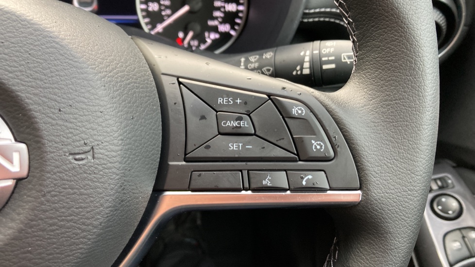 Nissan Juke 1.6 Hybrid N-Connecta 5dr Auto Hybrid Hatchback - Image 25