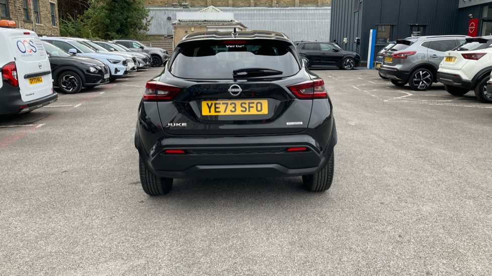 Nissan Juke 1.6 Hybrid N-Connecta 5dr Auto Hybrid Hatchback - Image 31