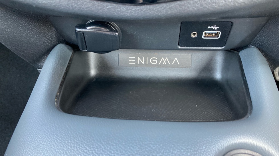 Nissan Juke 1.0 DiG-T 114 Enigma 5dr Petrol Hatchback - Image 24