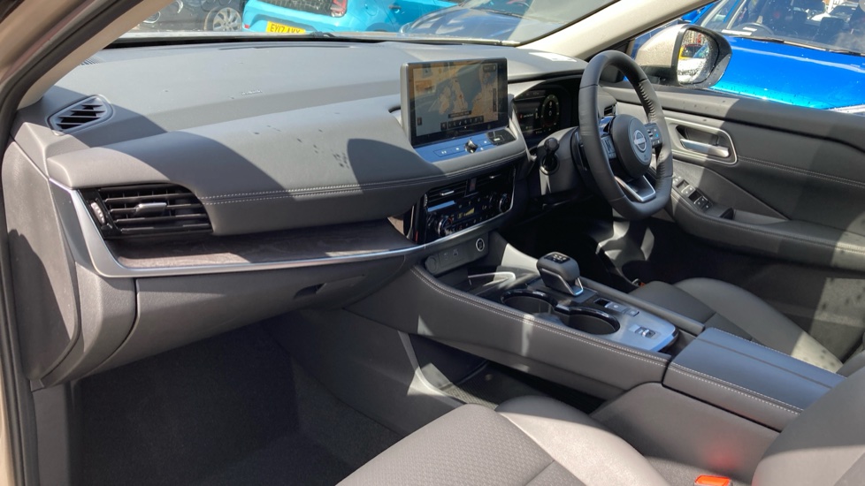 Nissan X-Trail 1.5 MHEV 163 Tekna 5dr [7 Seat] Xtronic Petrol Station Wagon - Image 9