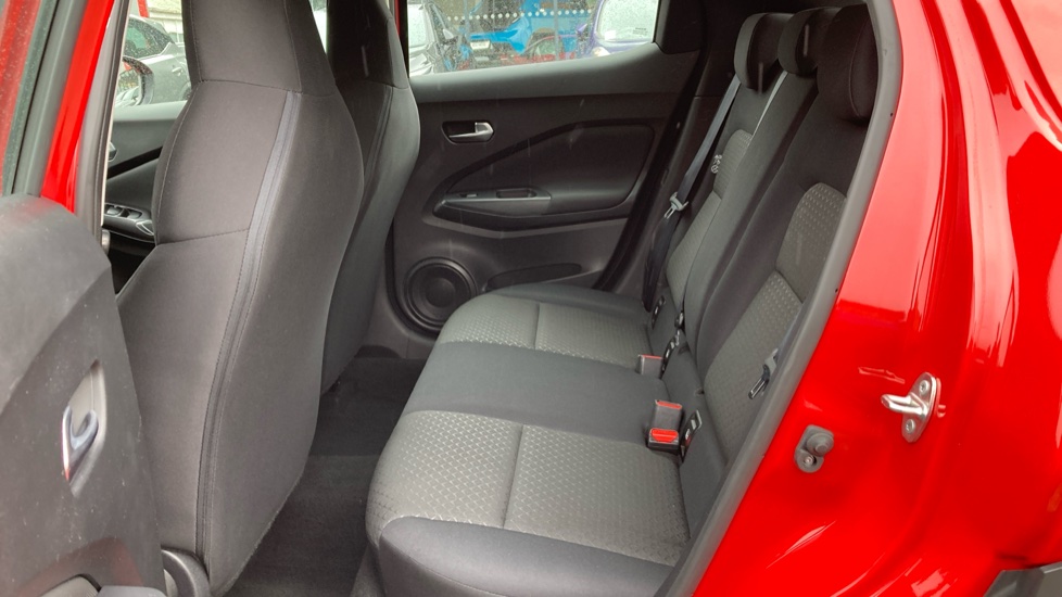 Nissan Juke 1.0 DiG-T 114 Acenta 5dr Petrol Hatchback - Image 16