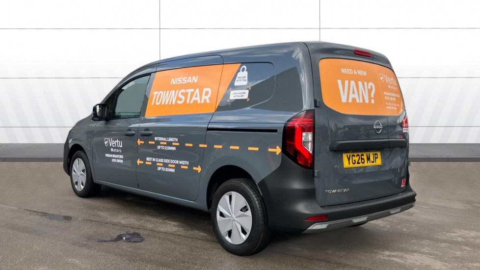 Nissan Townstar L2 Petrol 1.3 Tekna Van Auto [Safety] - Image 2