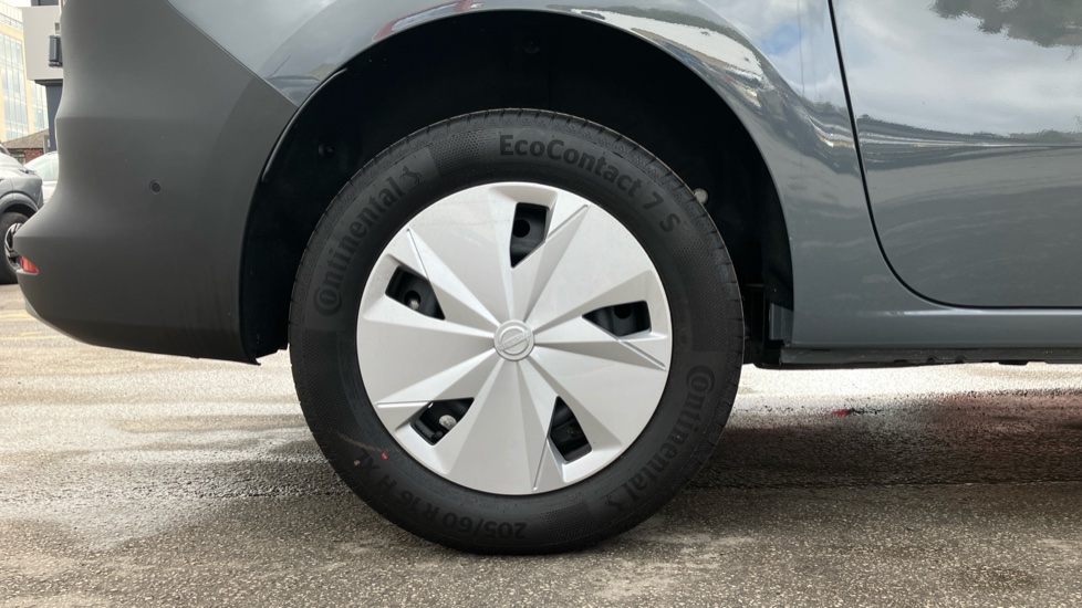 Nissan Townstar L2 Petrol 1.3 Tekna Van Auto [Safety] - Image 7