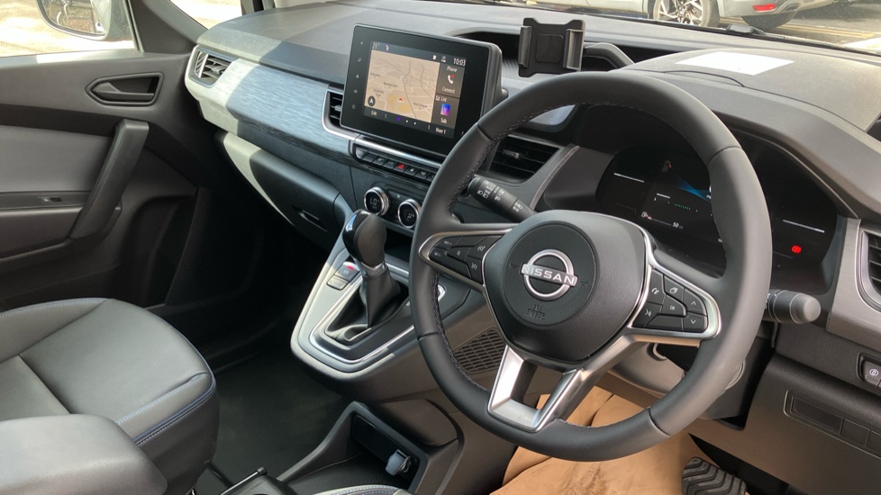 Nissan Townstar L2 Petrol 1.3 Tekna Van Auto [Safety] - Image 11