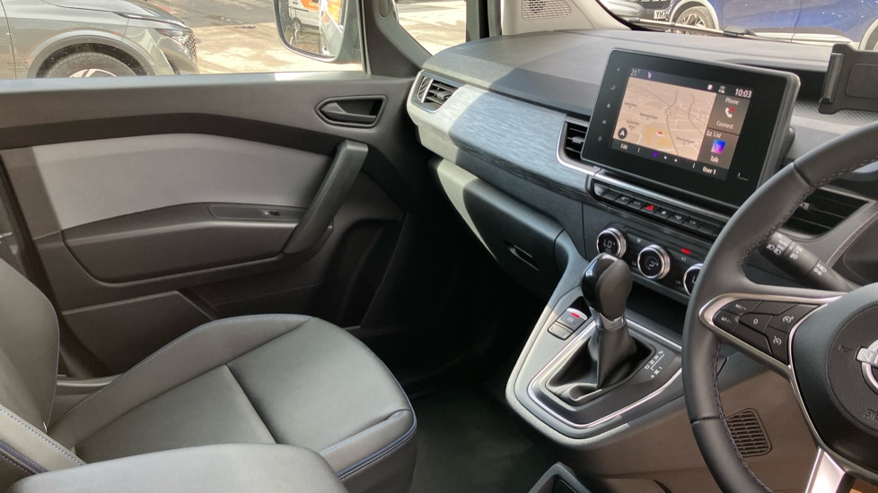 Nissan Townstar L2 Petrol 1.3 Tekna Van Auto [Safety] - Image 14