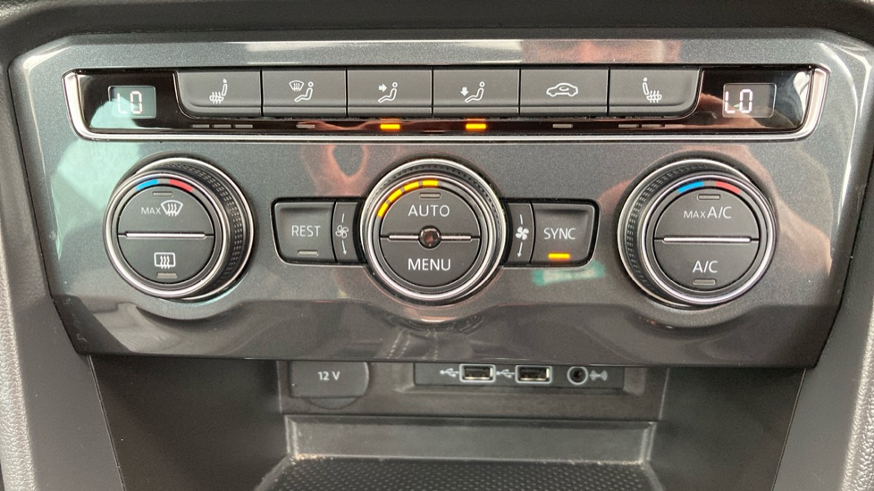 Volkswagen Tiguan 2.0 TSi 190 4Motion R-Line Tech 5dr DSG Petrol Estate - Image 34