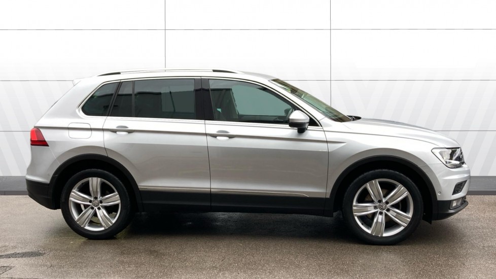 Volkswagen Tiguan 1.5 TSi EVO 150 Match 5dr Petrol Estate - Image 5
