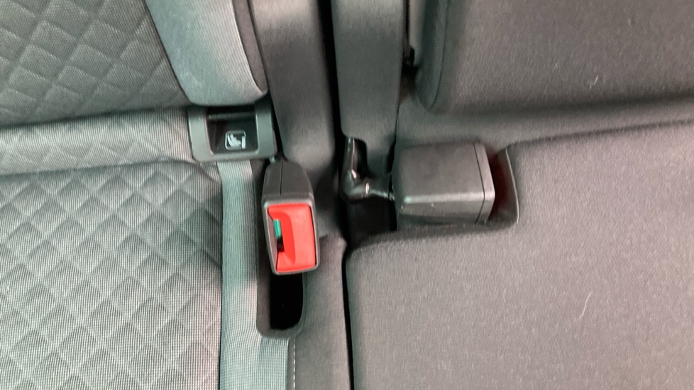 Volkswagen Tiguan 1.5 TSi EVO 150 Match 5dr Petrol Estate - Image 17