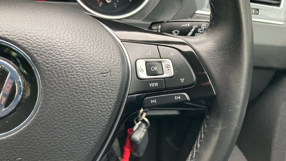 Volkswagen Tiguan 1.5 TSi EVO 150 Match 5dr Petrol Estate - Image 30