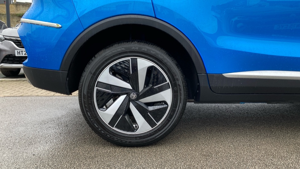 MG ZS 130kW Trophy Connect EV 51kWh 5dr Auto Electric Hatchback - Image 7