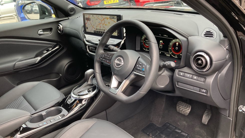 Nissan Juke 1.6 Hybrid Tekna 5dr Auto Hybrid Hatchback - Image 11