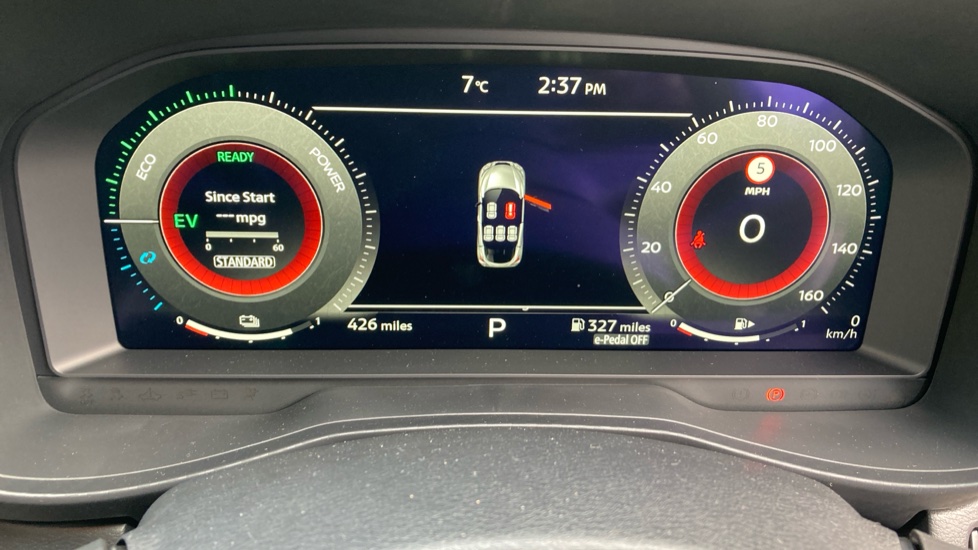 Nissan Juke 1.6 Hybrid Tekna 5dr Auto Hybrid Hatchback - Image 18