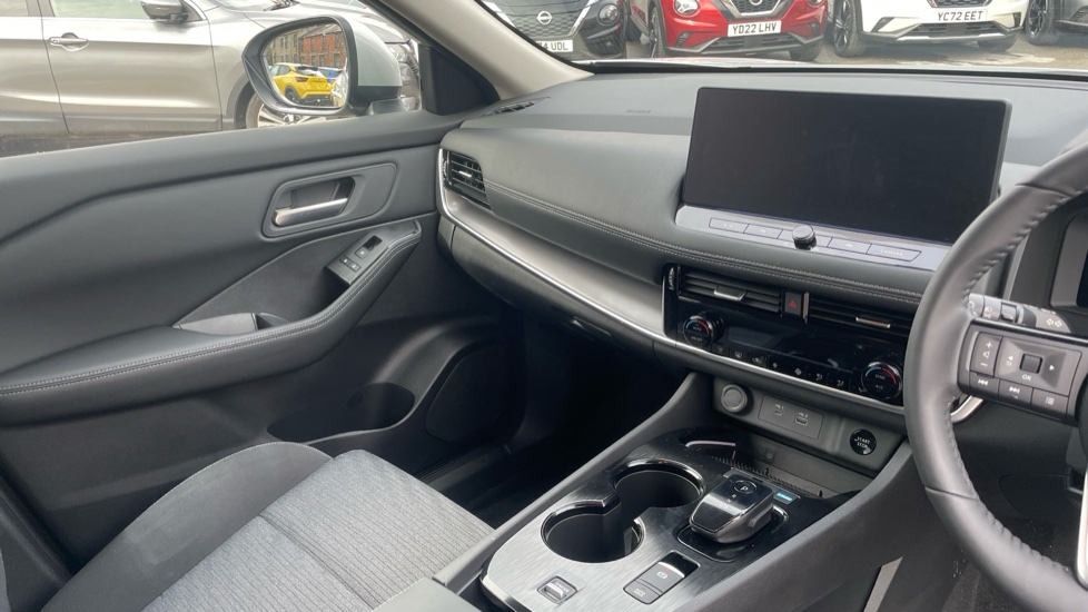 Nissan X-Trail 1.5 E-Power 204 N-Connecta 5dr Xtronic Hybrid Station Wagon - Image 14