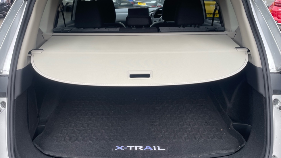 Nissan X-Trail 1.5 E-Power 204 N-Connecta 5dr Xtronic Hybrid Station Wagon - Image 31