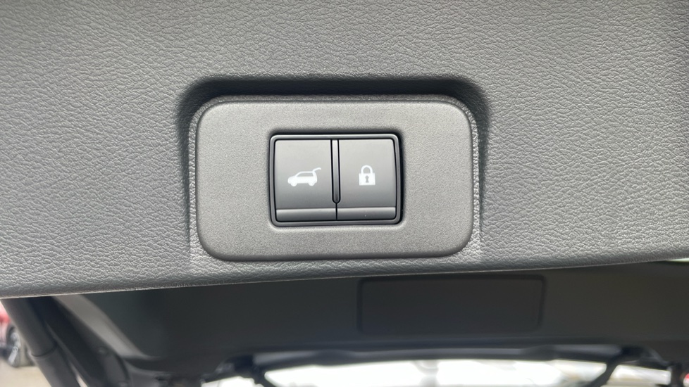 Nissan X-Trail 1.5 E-Power 204 N-Connecta 5dr Xtronic Hybrid Station Wagon - Image 33