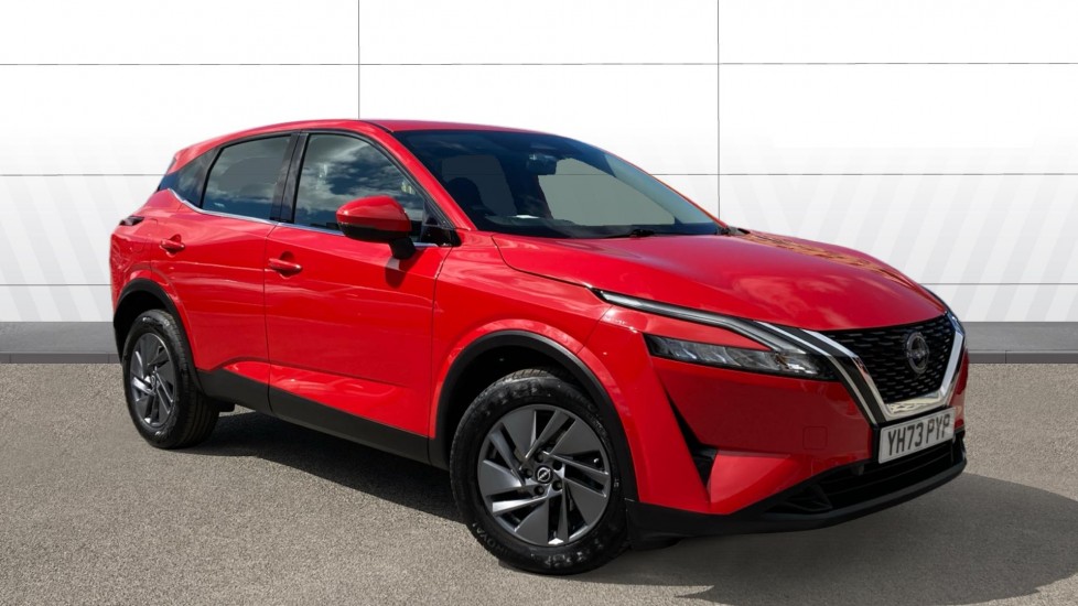 Nissan Qashqai 1.3 DiG-T MH Acenta Premium 5dr Petrol Hatchback - Image 1