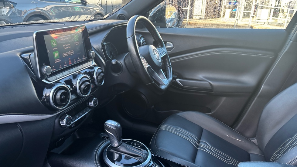 Nissan Juke 1.6 Hybrid Premiere Edition 5dr Auto Hybrid Hatchback - Image 9
