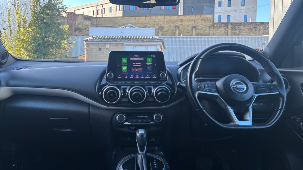 Nissan Juke 1.6 Hybrid Premiere Edition 5dr Auto Hybrid Hatchback - Image 10