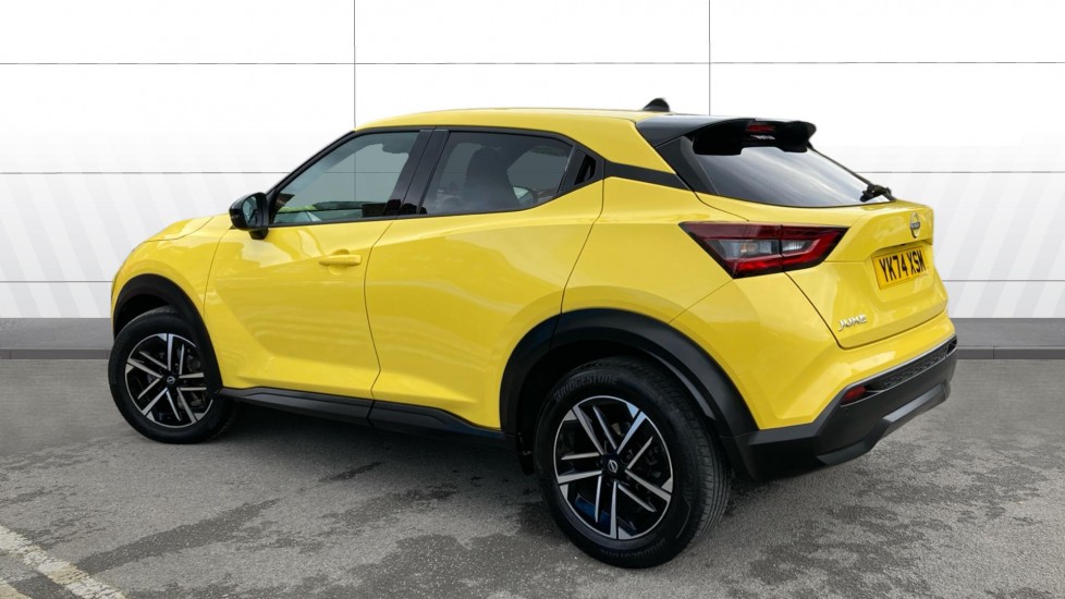 Nissan Juke 1.0 DiG-T N-Connecta 5dr DCT Petrol Hatchback - Image 2