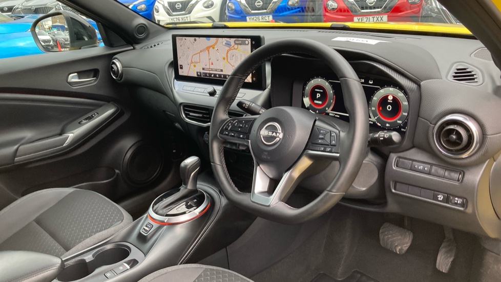 Nissan Juke 1.0 DiG-T N-Connecta 5dr DCT Petrol Hatchback - Image 11