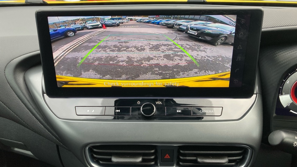 Nissan Juke 1.0 DiG-T N-Connecta 5dr DCT Petrol Hatchback - Image 22