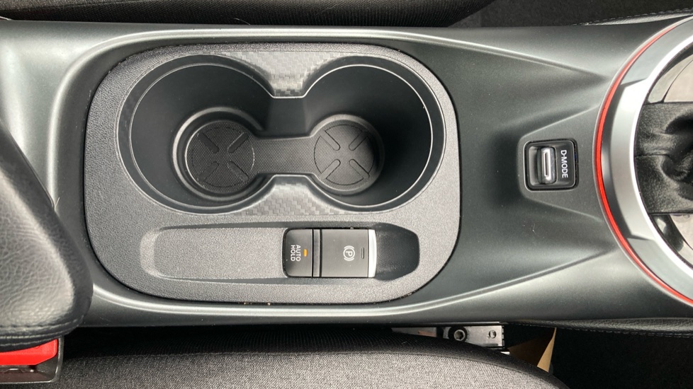 Nissan Juke 1.0 DiG-T N-Connecta 5dr DCT Petrol Hatchback - Image 25