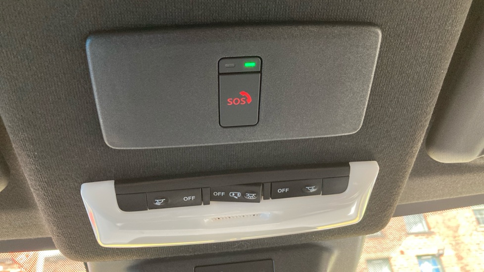 Nissan Juke 1.0 DiG-T N-Connecta 5dr DCT Petrol Hatchback - Image 30