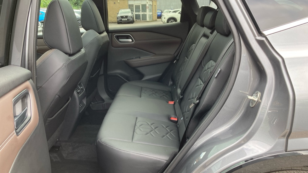 Nissan Qashqai 1.5 E-Power Tekna 5dr Auto Hybrid Hatchback - Image 16