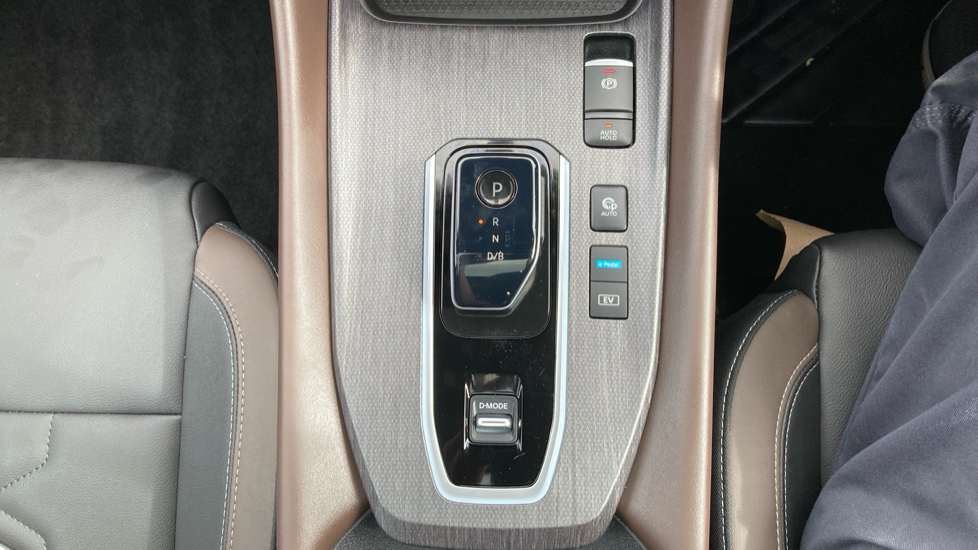 Nissan Qashqai 1.5 E-Power Tekna 5dr Auto Hybrid Hatchback - Image 32