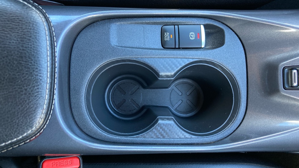 Nissan Juke 1.0 DiG-T 114 N-Connecta 5dr DCT Petrol Hatchback - Image 28