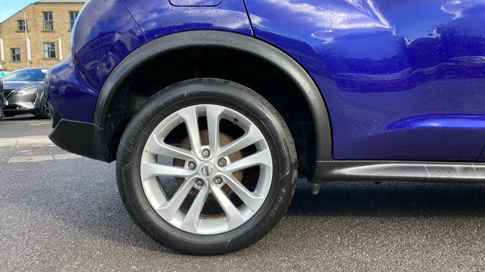 Nissan Juke 1.2 DiG-T N-Connecta 5dr Petrol Hatchback - Image 7