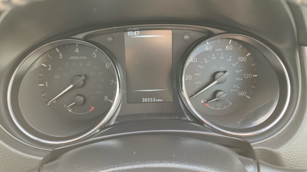 Nissan Qashqai 1.2 DiG-T Tekna [Non-Panoramic] 5dr Xtronic Petrol Hatchback - Image 18