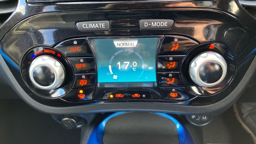 Nissan Juke 1.6 [112] Tekna 5dr CVT [Bose] Petrol Hatchback - Image 22