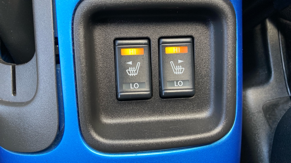Nissan Juke 1.6 [112] Tekna 5dr CVT [Bose] Petrol Hatchback - Image 27