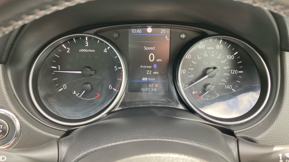 Nissan Qashqai 1.5 dCi 115 Tekna+ 5dr Diesel Hatchback - Image 18