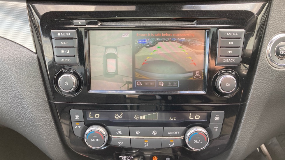 Nissan Qashqai 1.5 dCi 115 Tekna+ 5dr Diesel Hatchback - Image 32