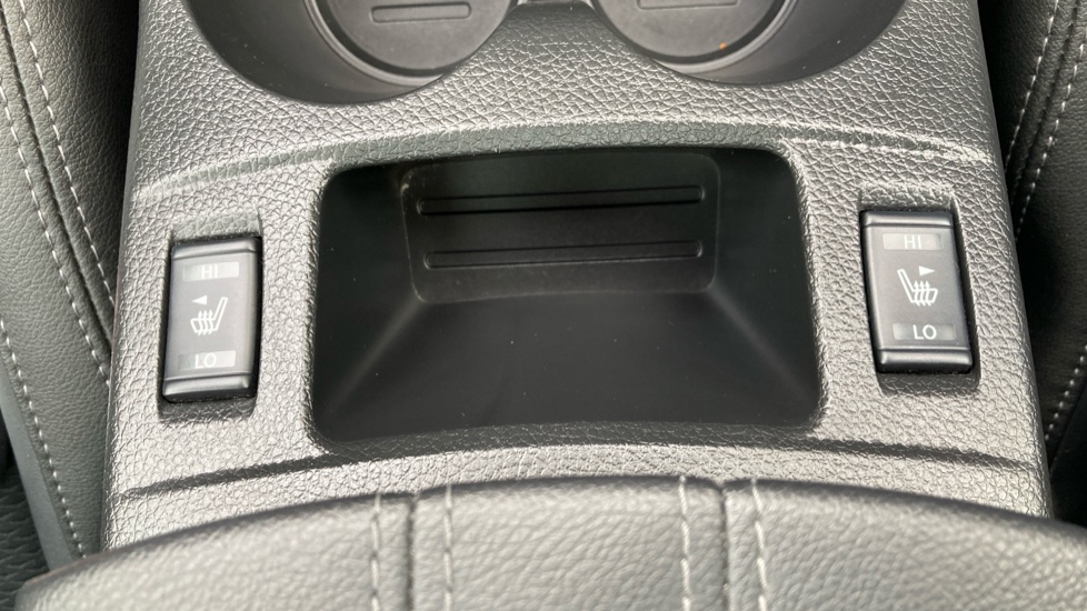 Nissan Qashqai 1.5 dCi Tekna 5dr Diesel Hatchback - Image 28