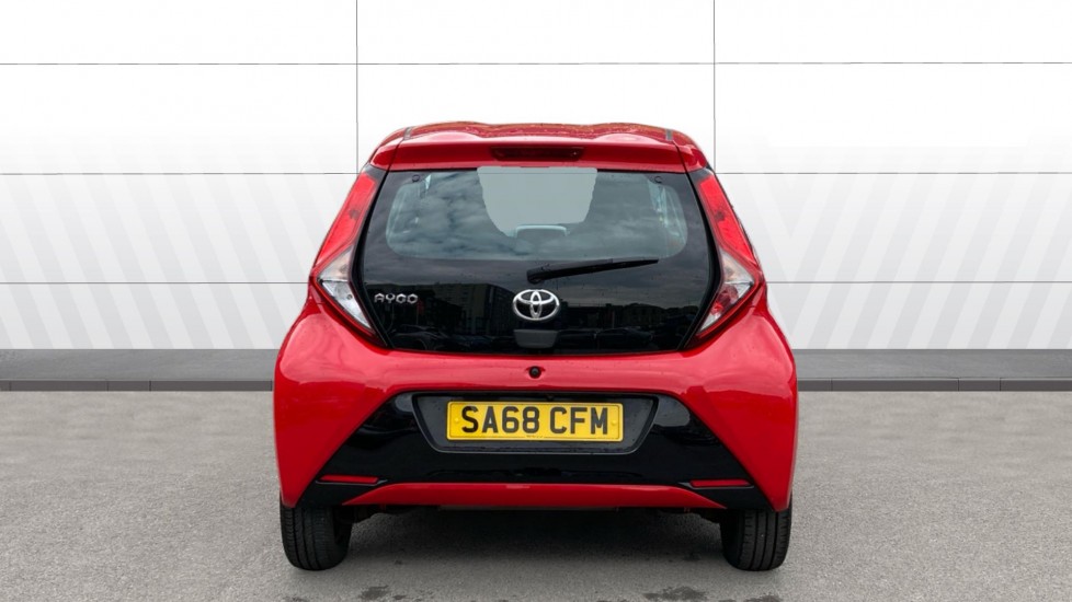 Toyota Aygo 1.0 VVT-i X-Play 5dr Petrol Hatchback - Image 6