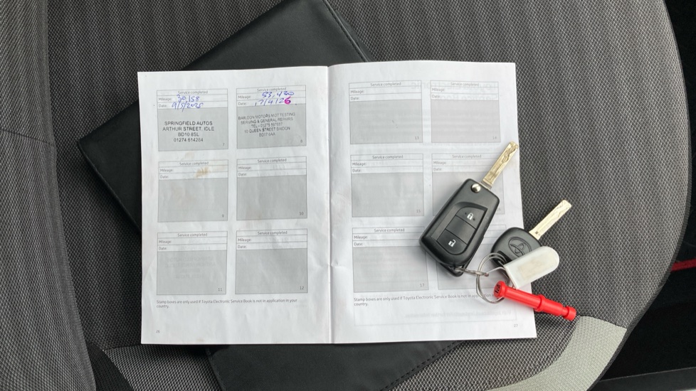 Toyota Aygo 1.0 VVT-i X-Play 5dr Petrol Hatchback - Image 20